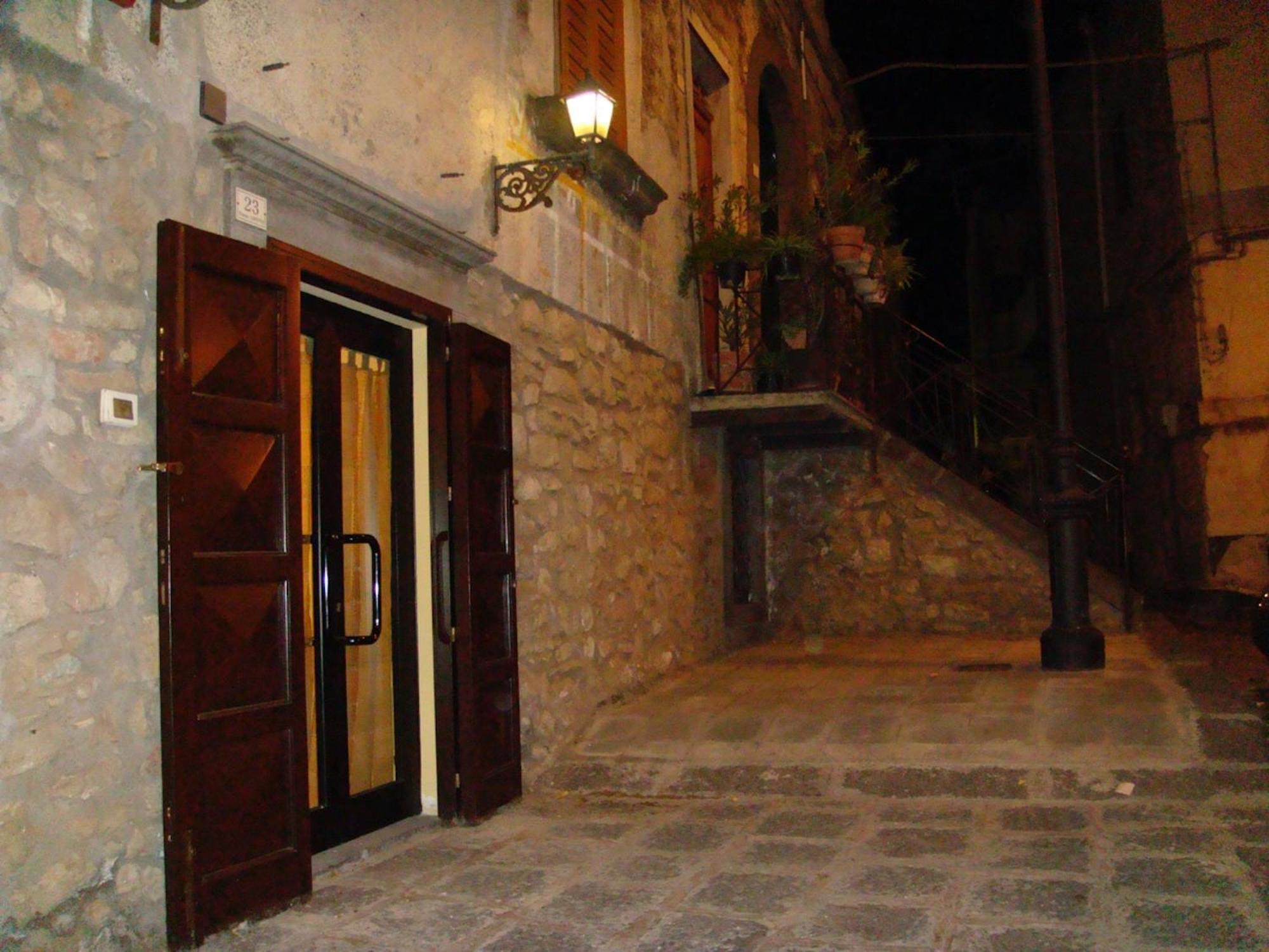 Appartamento Antica Acropoli Centuripe Bagian luar foto
